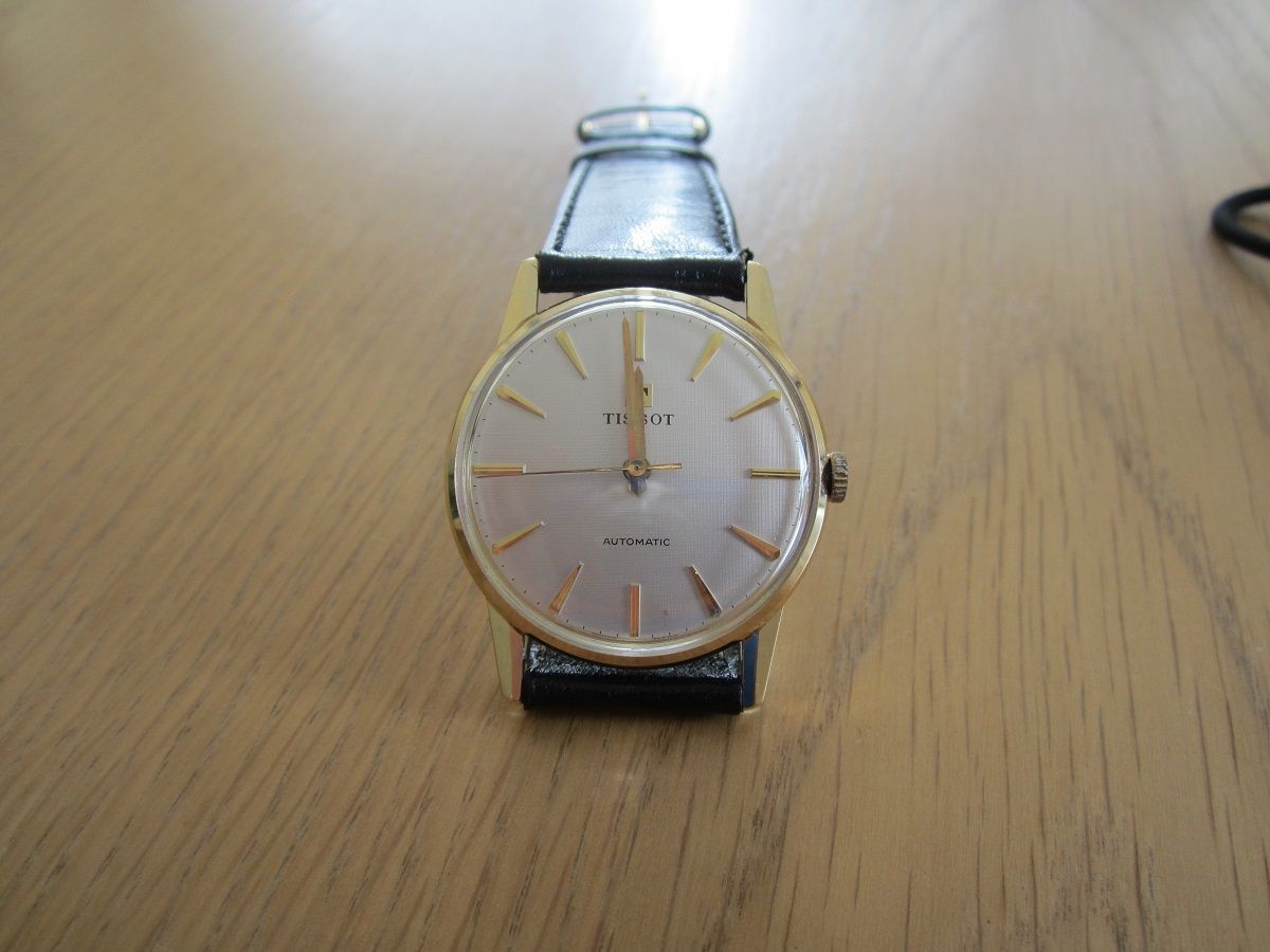 Bont Downtown Gluren Wie kan mij iets over dit Tissot horloge vertellen? - Vintage Horlogeforum  - Horlogeforum.nl - het forum voor liefhebbers van horloges